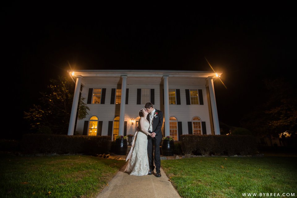 alexa-dan-lost-creek-winery-wedding_5371