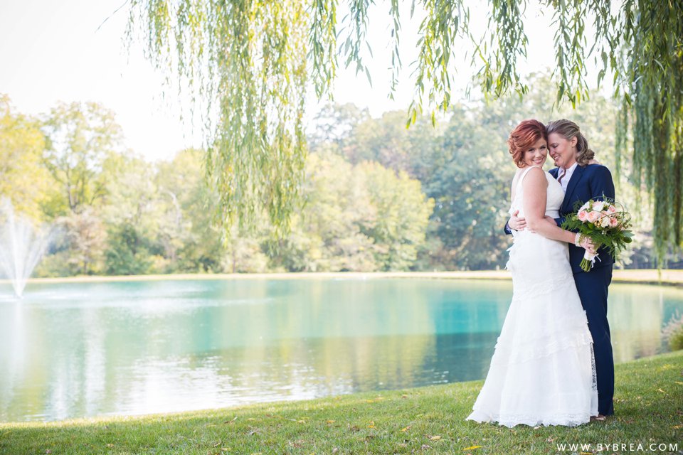 sandy-heather-pond-view-farm-wedding_4412