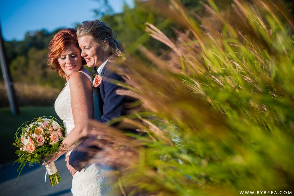 sandy-heather-pond-view-farm-wedding_4455