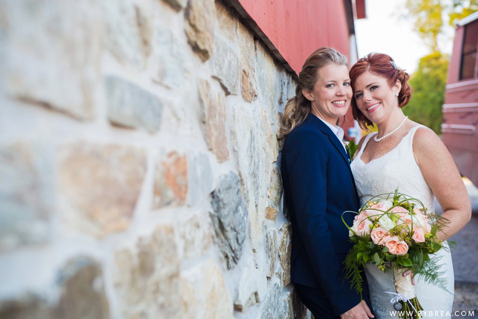 sandy-heather-pond-view-farm-wedding_4458