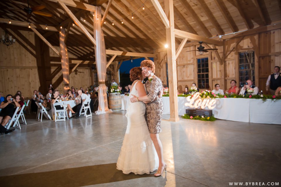 sandy-heather-pond-view-farm-wedding_4481