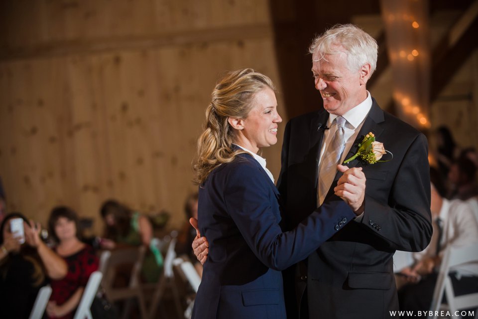 sandy-heather-pond-view-farm-wedding_4483