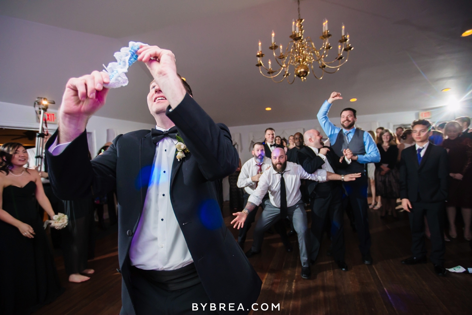 becca-blair-antrim-1844-baltimore-wedding_1197