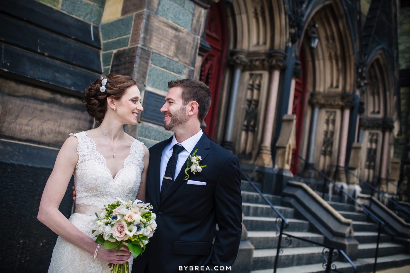 amanda-eric-peabody-library-baltimore-wedding_0097