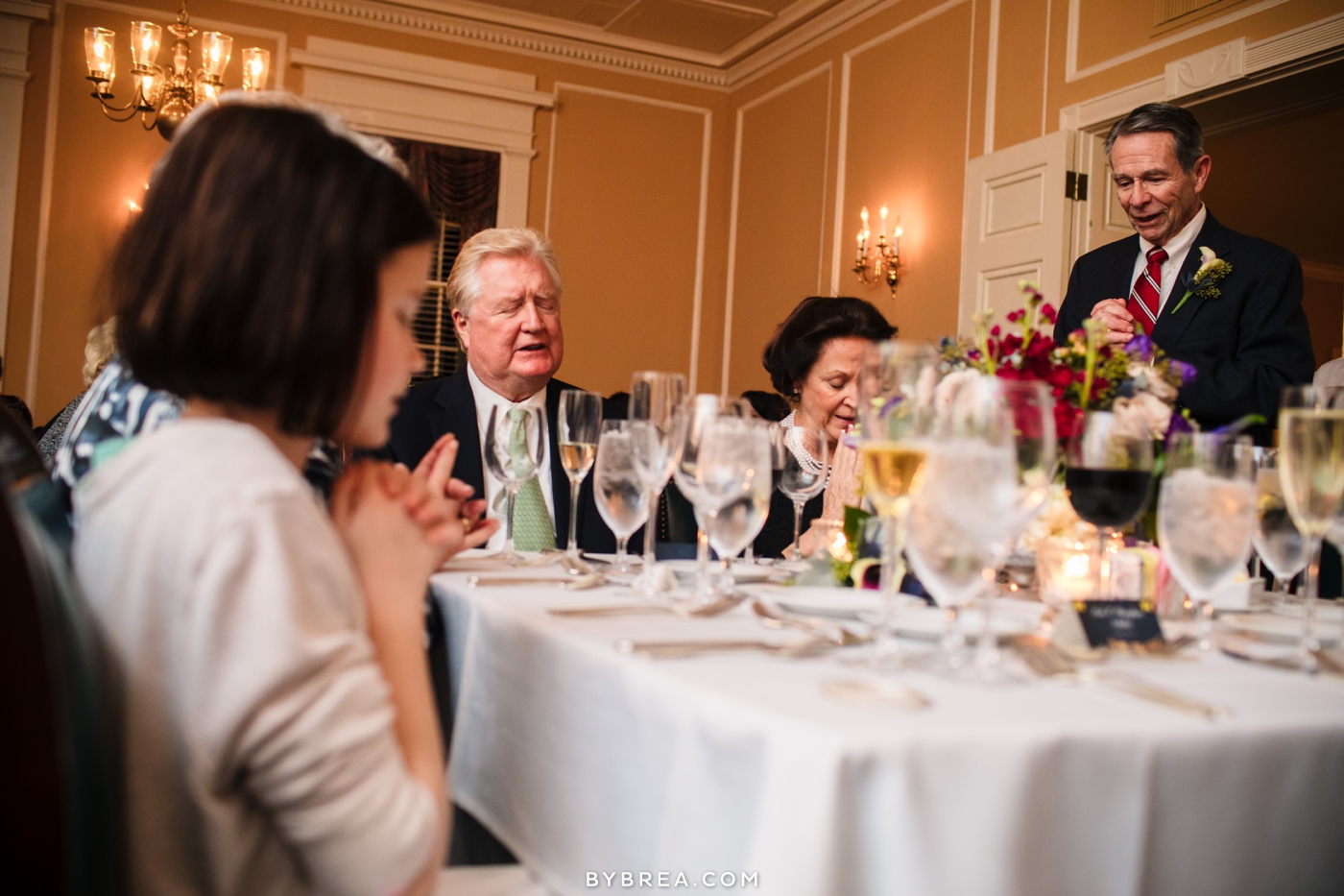 julie-mark-johns-hopkins-club-wedding_0317