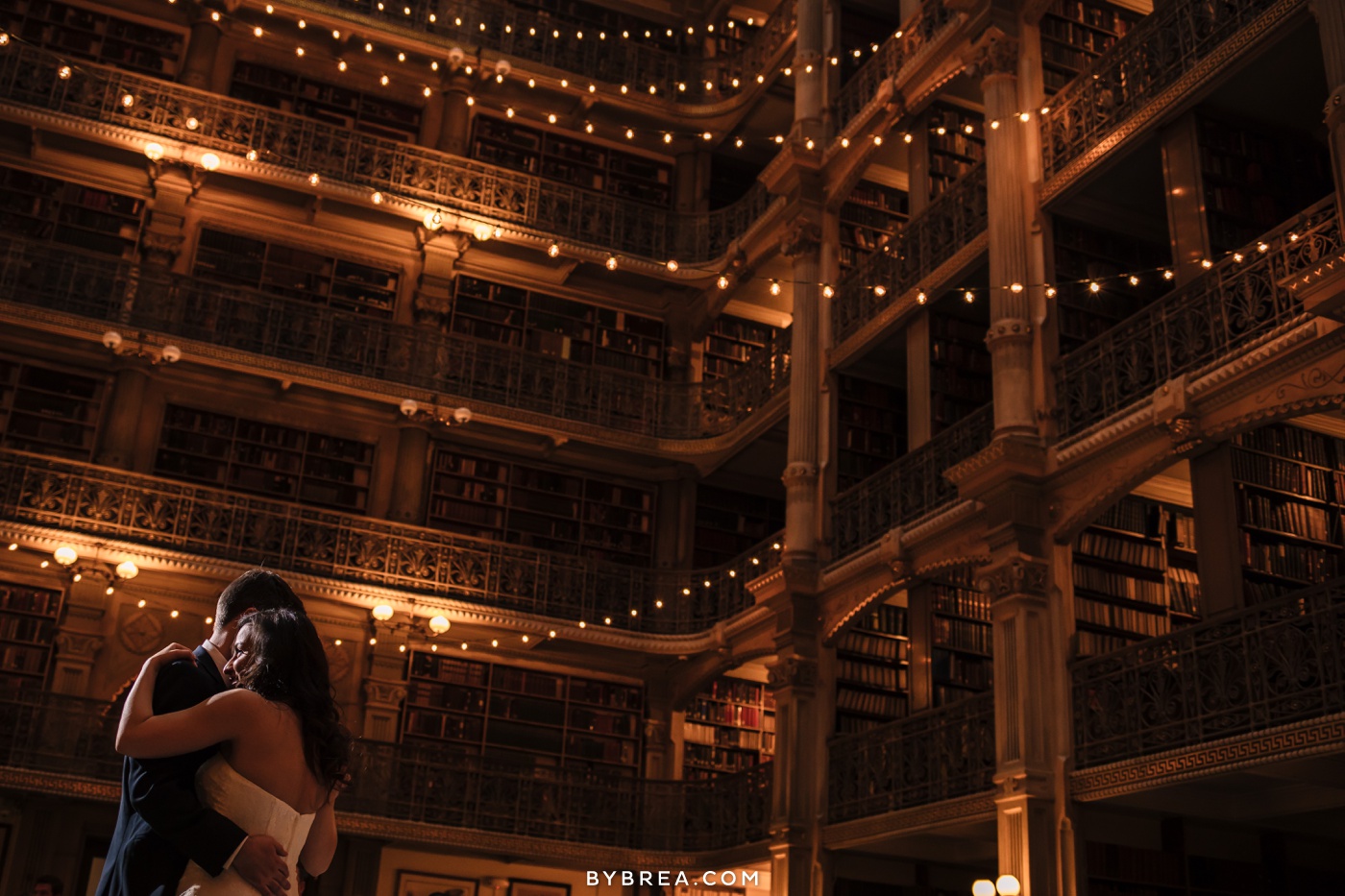 George Peabody Library wedding photo first dance bride and groom books everywhere!