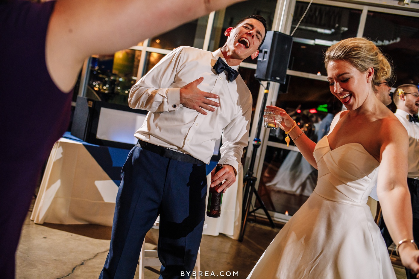 jen-paul-baltimore-museum-of-industry-wedding-photos_0118