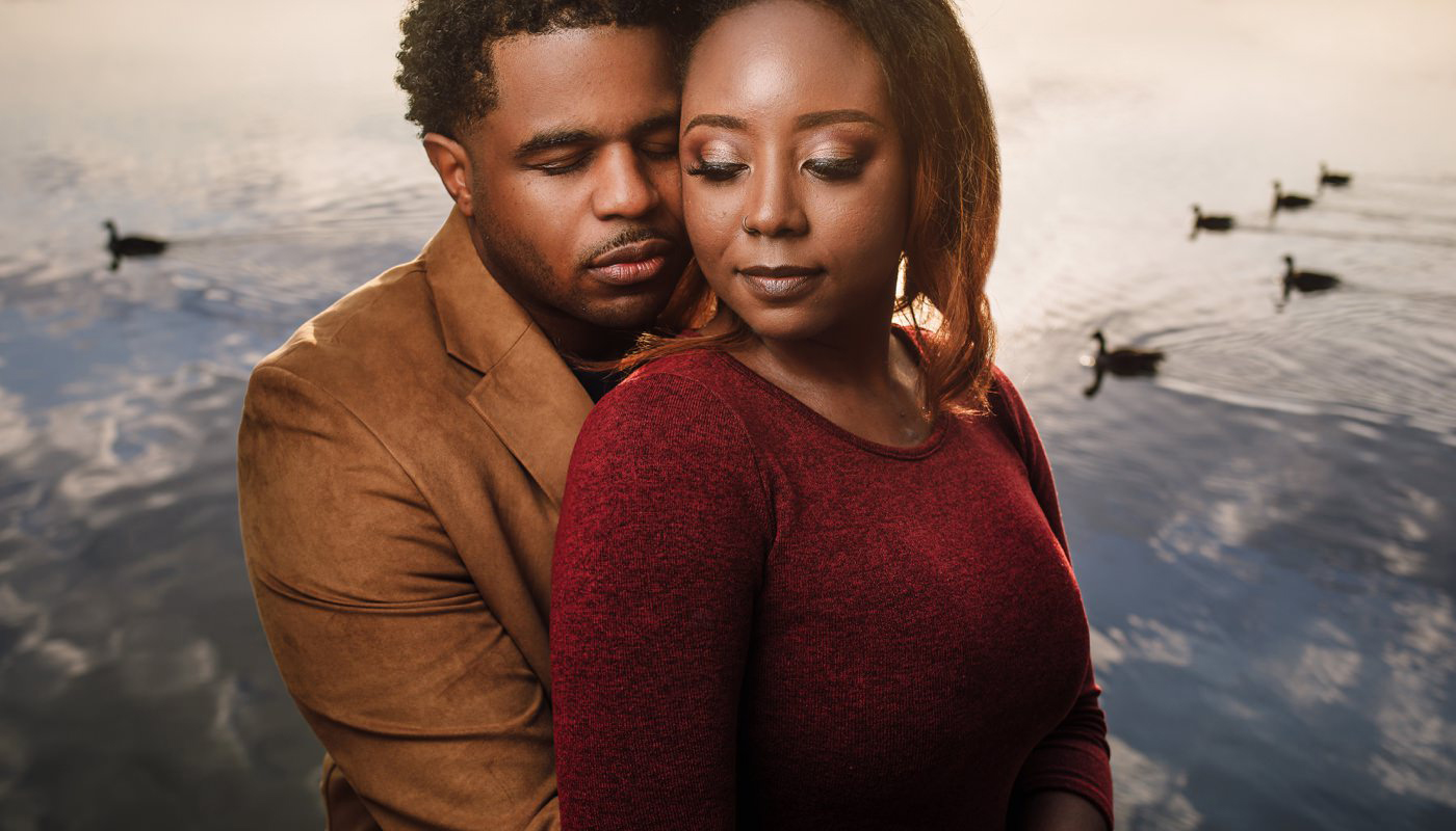 Sunrise engagement photo in DC at the Tidal basin with ducks