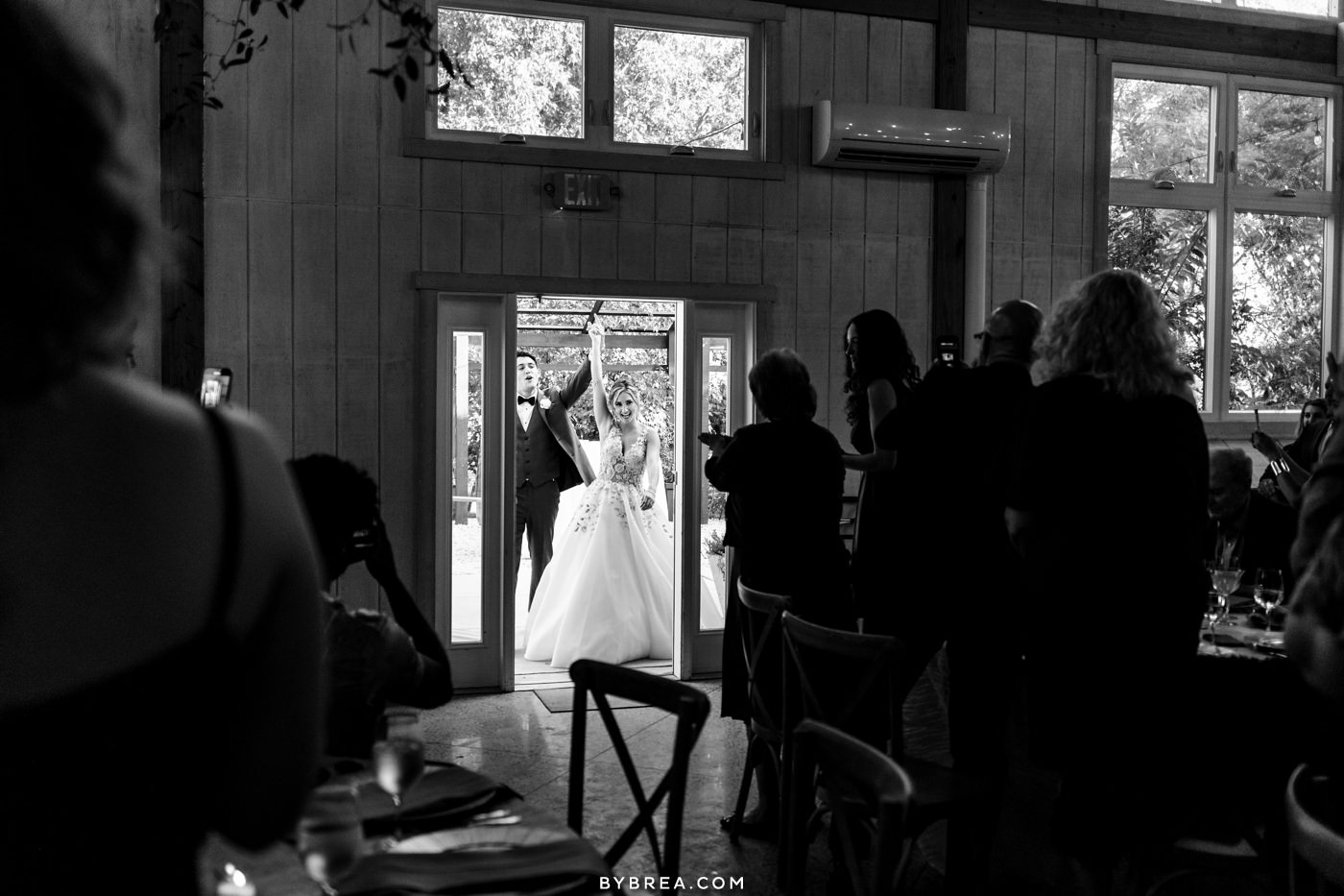 wedding photos at the Tannery Barn