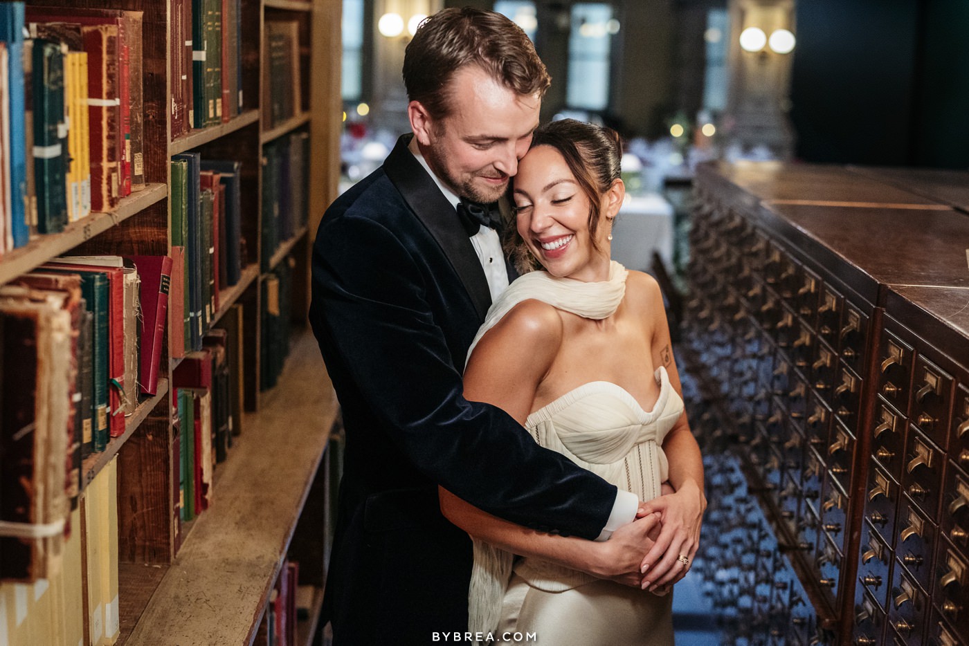 Peabody Library wedding photos by Photography by Brea