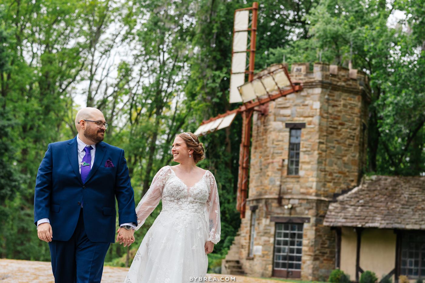Photo of bride and groom at Cloisters Castle